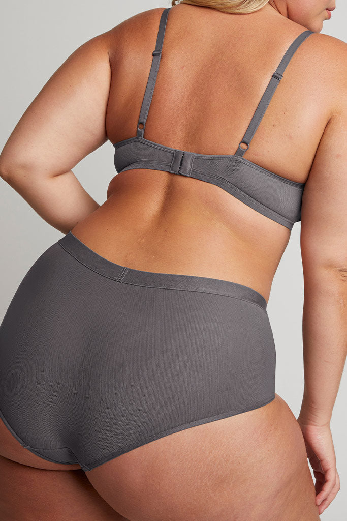 Sieve Cutout Bra in Graphite