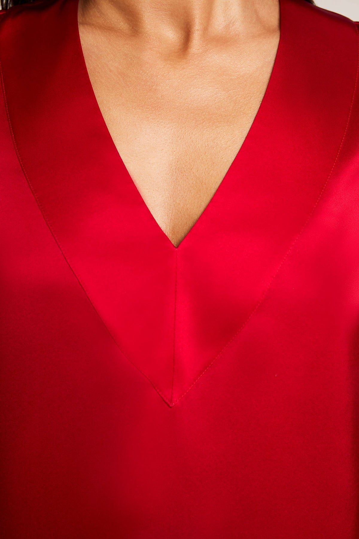 Eclipse Washable Silk V-Top in Cerise