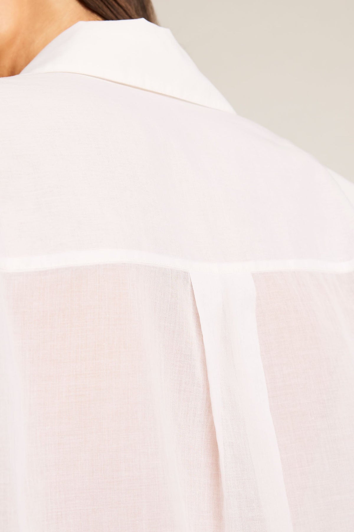 Island Shirt in White